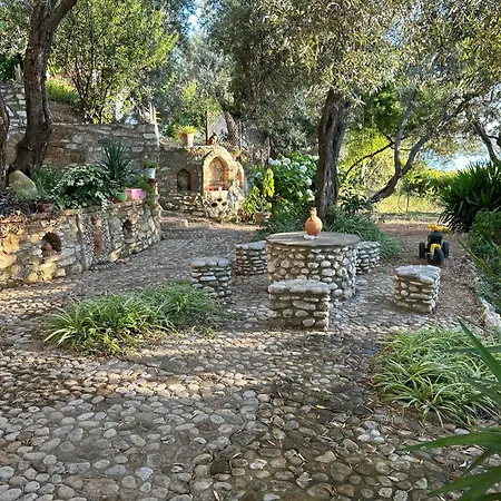 Casa Privata Indipendente Polisi i Vogel