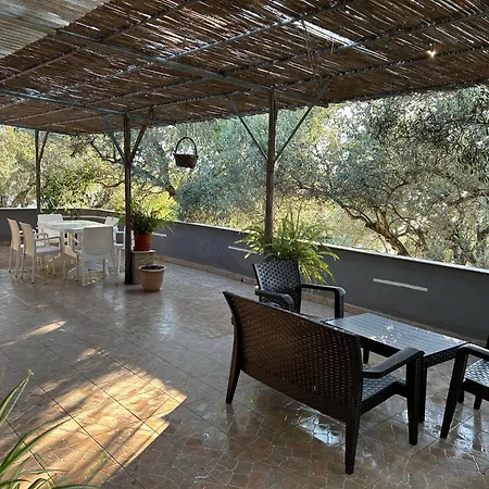 Casa Privata Indipendente Vakantiehuis Polisi i Vogel